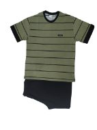 Εικόνα της Leon ανδρική πιτζάμα λαδί/μαύρη κοντομάνικι με σορτς.