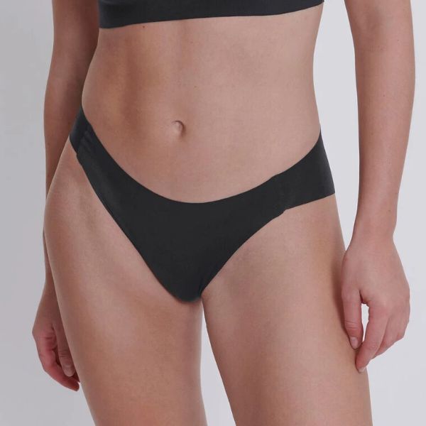 Εικόνα της Sloggi Zero Feel 2.0 High leg Μαύρο Slip Χωρίς Ραφές.