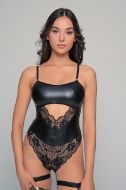 Εικόνα της Milena μαύρο brazil κορμάκι από δαντέλα & δερματίνη.