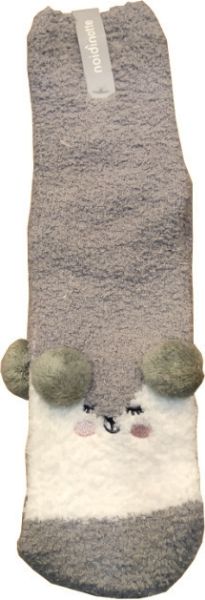 Εικόνα της Γυναικείες φλις χνουδωτές κάλτσες. Γκρι με λευκό σχέδιο μπροστά και πομ-πομ. Πατουσάκια σιλικόνης από κάτω.