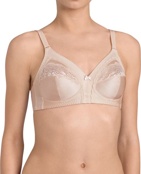 Εικόνα της Triumph Claudette 104 N Μπεζ.