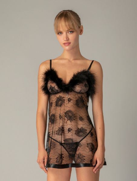 Εικόνα της Plus Size Milena by Paris  Μαύρο Σέξι Νυχτικάκι με Ασορτί String.