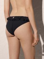 Εικόνα της Ysabel Mora Μαύρο Mini Μαγίο Slip Ύφασμα Τύπου Πικέ, Με Βολάν Πίσω.