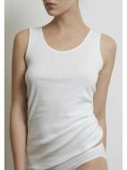 Εικόνα της Λευκό γυναικείο φανελάκια από 100% βαμβάκι. Με φαρδιά ράντα και σατέν ρέλια. Χωρίς πλαϊνές ραφές.