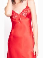 Εικόνα της Elite Κόκκινο σατέν γυναικείο νυχτικό με δαντέλα στο στήθος.