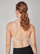 Εικόνα της Gisela Μπεζ Σουτιέν Strapless Με Βαθύ Ντεκολτέ & Επιπλέον Χαμηλή Πλάτη.