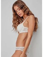 Εικόνα της Gisela Λευκό Σουτιέν Με Δαντέλα, Μπανέλες & Ελαφριά Επένδυση.