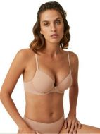 Εικόνα της Ysabel Mora Double push-up μπεζ σουτιέν με μπανέλα και ενίσχυση.