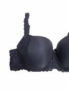 Εικόνα της Bestform μαύρο σουτιέν με δαντέλα.