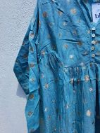 Εικόνα της BLE RESORT COLLECTION ΦΟΡΕΜΑ ΓΑΛΑΖΙΟ ΜΕ ΑΣΗΜΙ LUREX ONE SIZE (100% COTTON). (ΚΩΔ.: 5-41-230-0193)